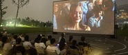 （操逼欧美大笔转载）成都秋夜“新耍法”：到公园看坝坝电影